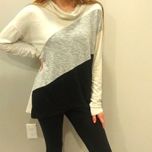 Maurices, white, grey, and black turtleneck Size medium